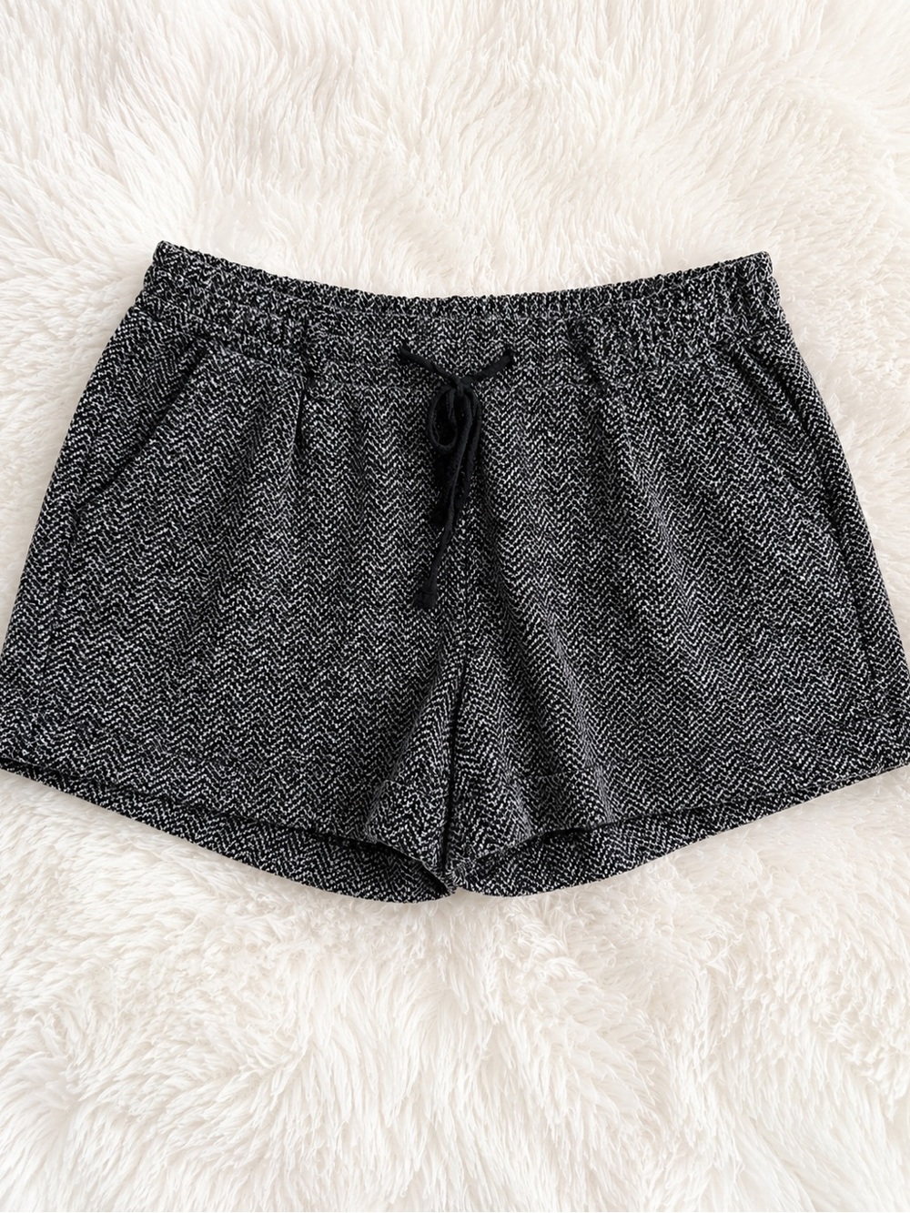 Old Navy Boucle Tweed Lounge Shorts Gray Black Drawstring Cozy Size Small